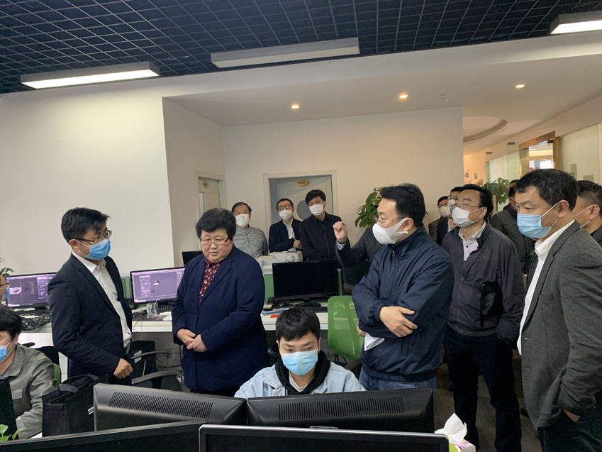寶山區(qū)區(qū)領導一行蒞臨邁維動漫調研企業(yè)復工復產(chǎn)情況(圖4)