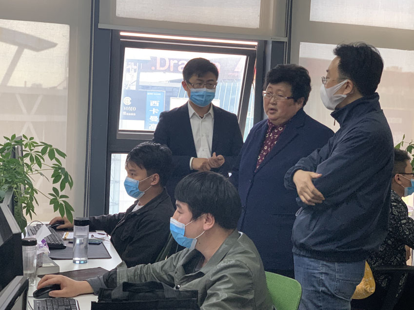 寶山區(qū)區(qū)領導一行蒞臨邁維動漫調研企業(yè)復工復產(chǎn)情況(圖6)