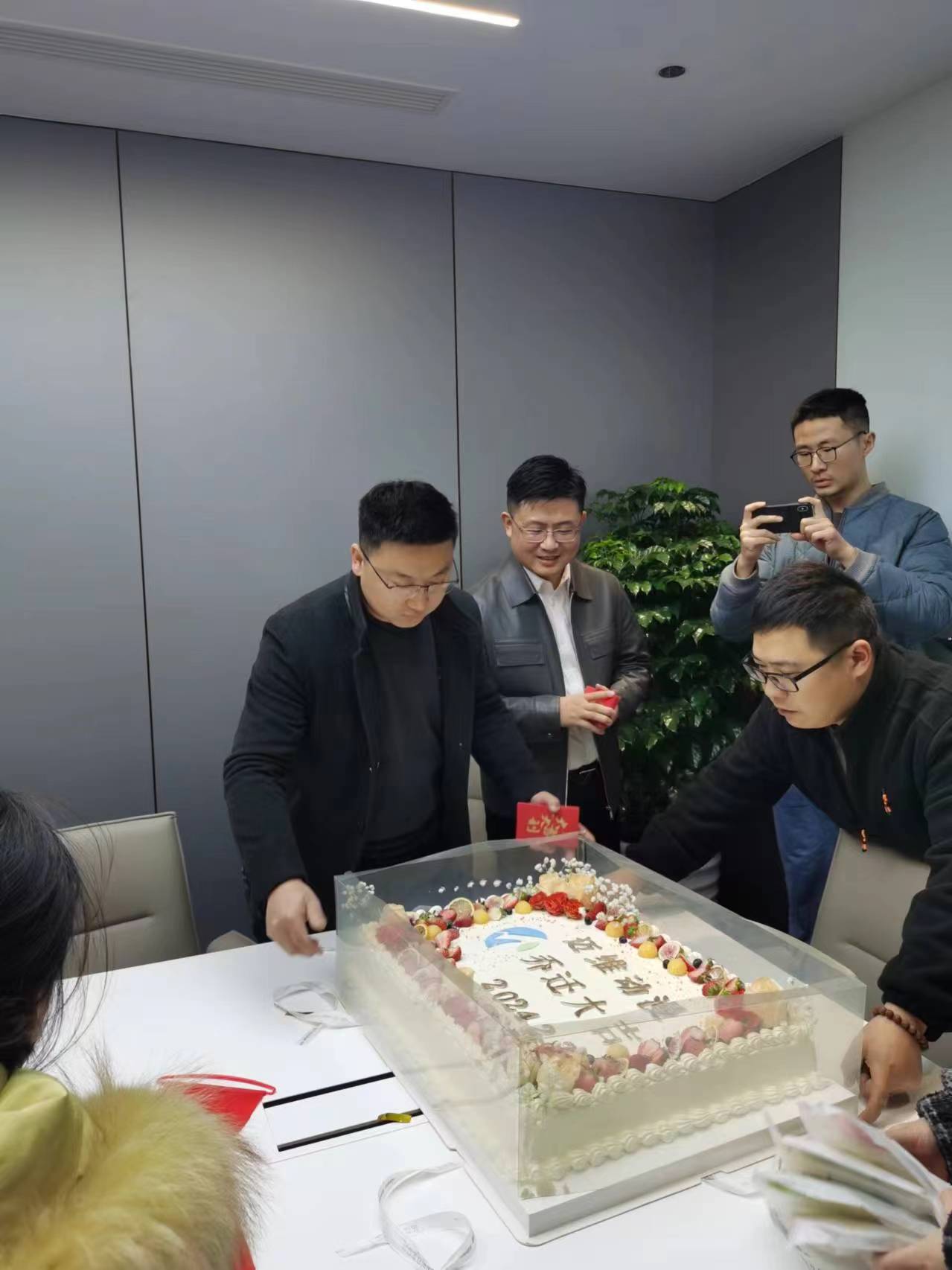上海邁維動漫科技有限公司喜迎新年喬遷之喜：立足新起點(diǎn)，開啟新征程！(圖5)
