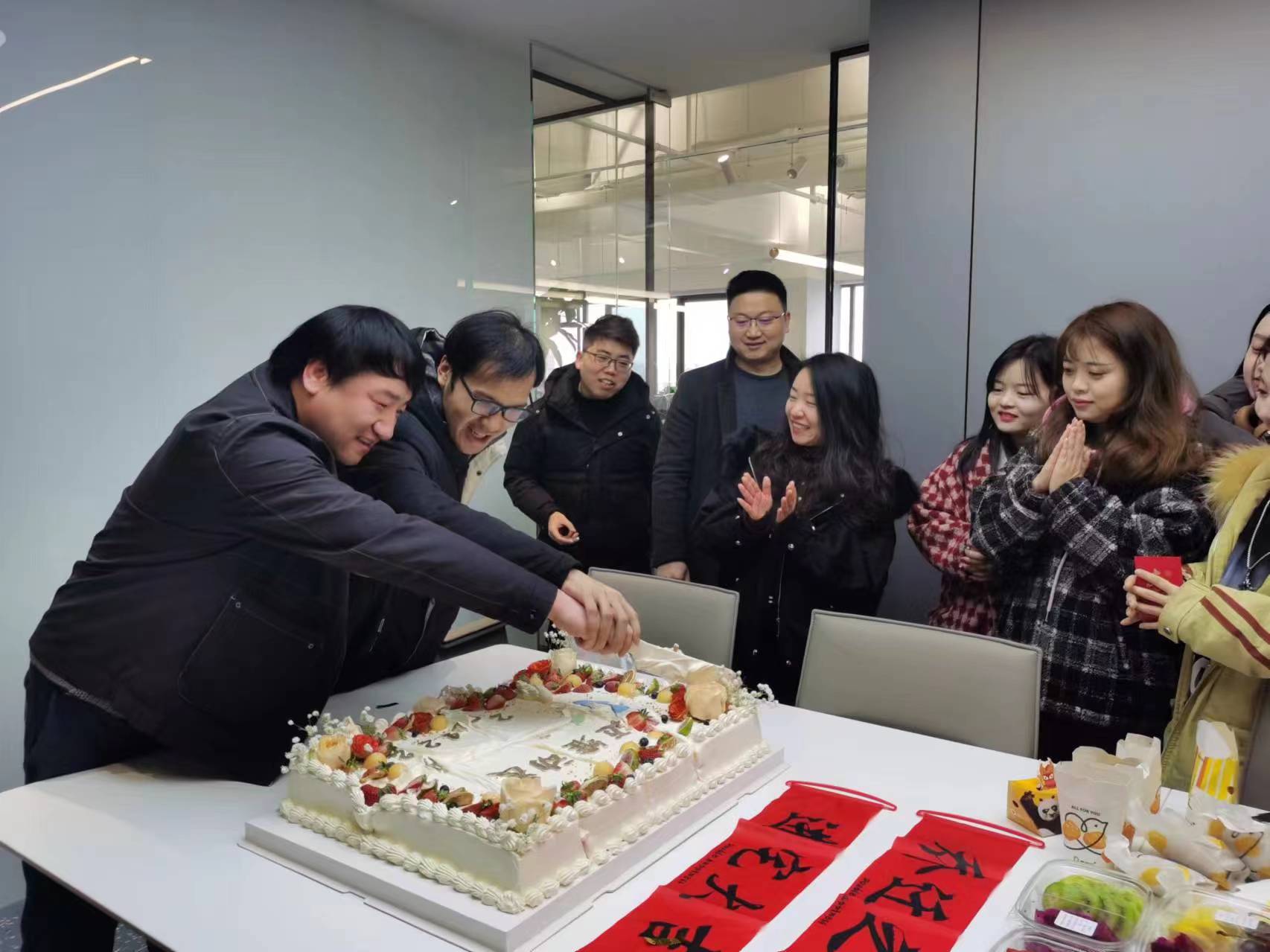 上海邁維動漫科技有限公司喜迎新年喬遷之喜：立足新起點(diǎn)，開啟新征程！(圖11)